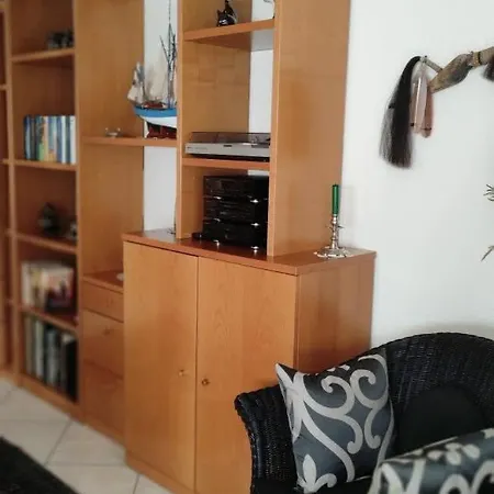 Chic With Access To Shared Pool And Apartment Chateau-d'Oex