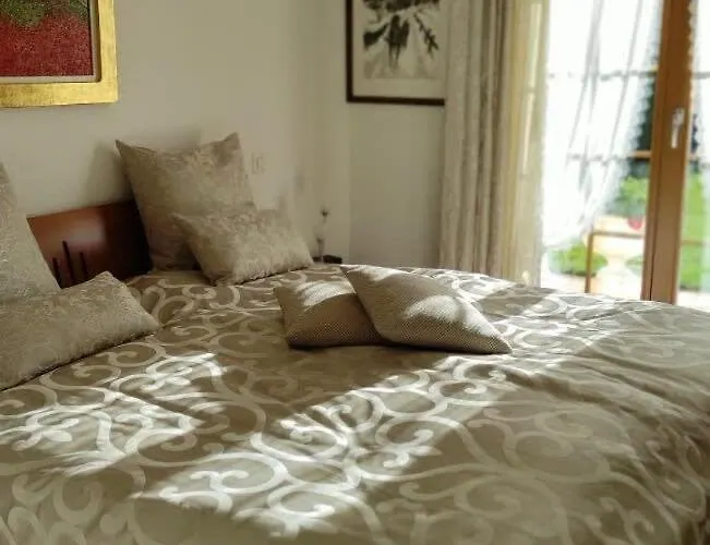 Apartament Chic With Access To Shared Pool And *