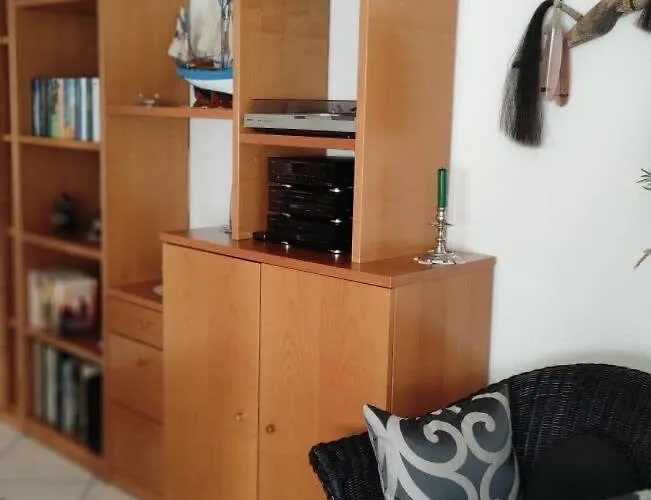 Chic With Access To Shared Pool And Apartament Chateau-d'Oex