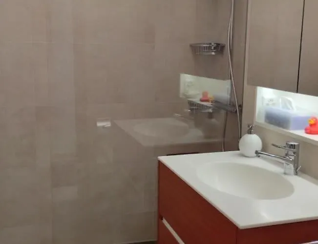 Chic With Access To Shared Pool And Château-d'Oex