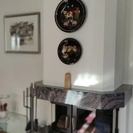 Chic With Access To Shared Pool And Apartman *